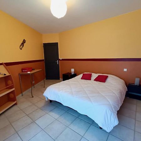 Villa de la croix de la main Veyrignac Extérieur photo
